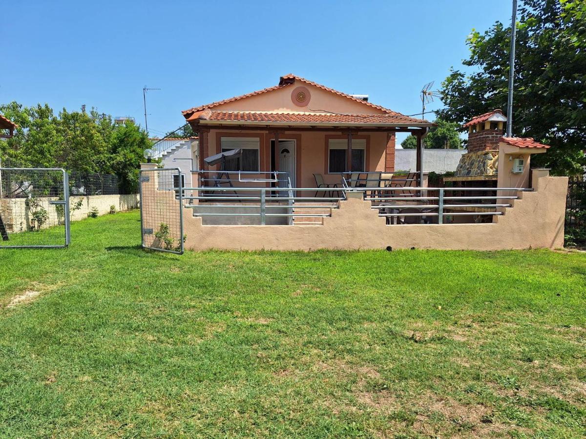 Xristos Villa Vrasna Luaran gambar